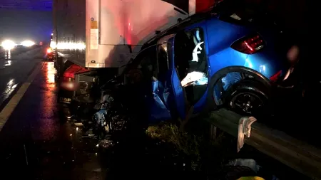 Accident cu cinci victime pe A1 în județul Giurgiu. Un autoturism și un autotren, implicate în impactul violent