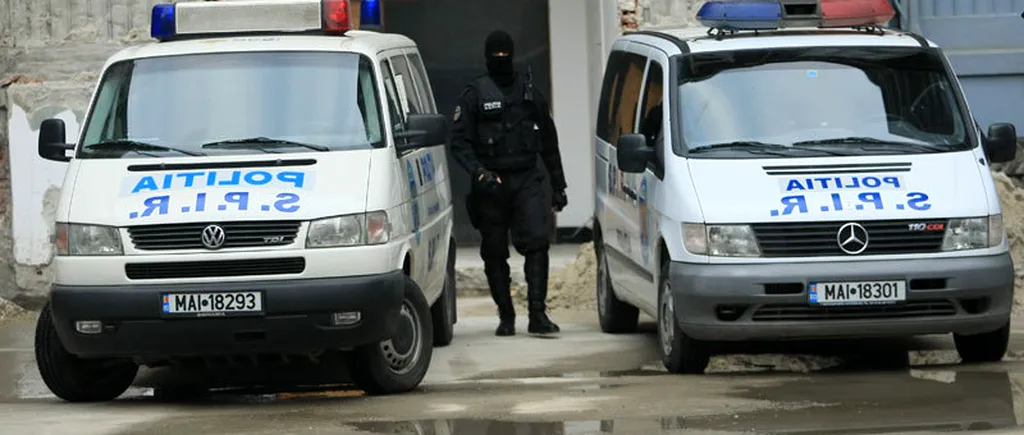 REȚEAUA BANCHERILOR: Zece persoane au fost arestate preventiv în Călărași
