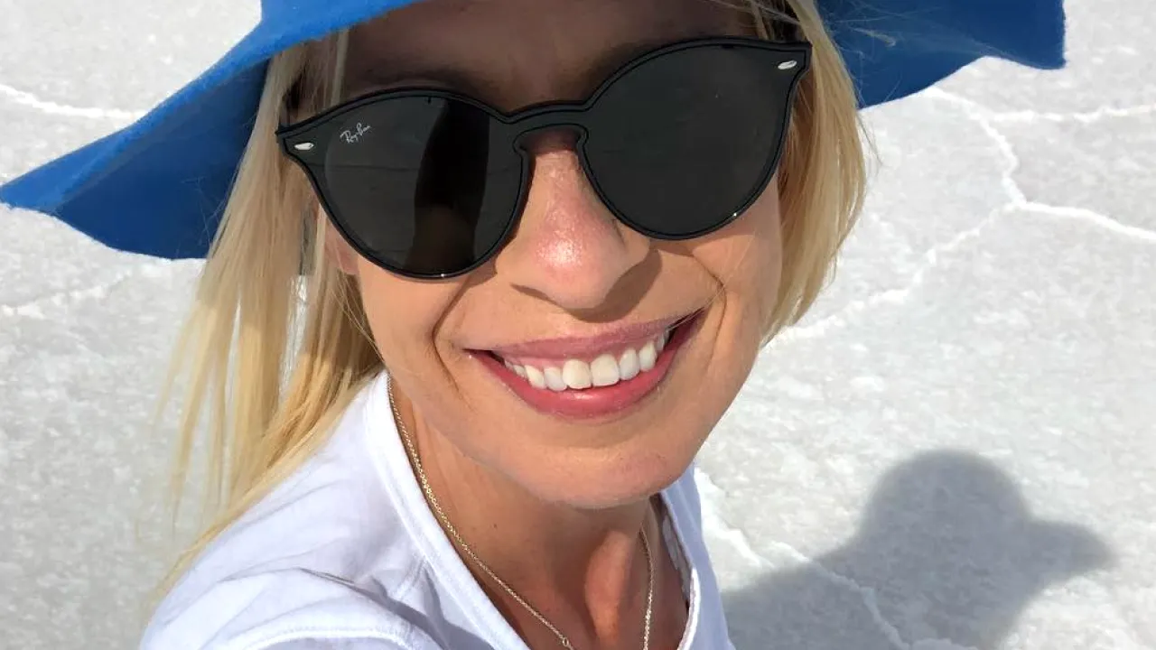 Experiență șocantă trăită de o VLOGGERIȚĂ scoțiancă la București: „M-a hărțuit! Mă urmărea peste tot și îmi tot propunea să merg cu el la mare”