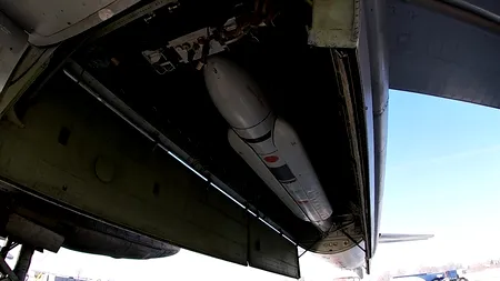 VIDEO | Cine stabilește când sunt lansate bombe nucleare, în Rusia. Vladimir Putin nu poate apăsa personal „butonul roșu”
