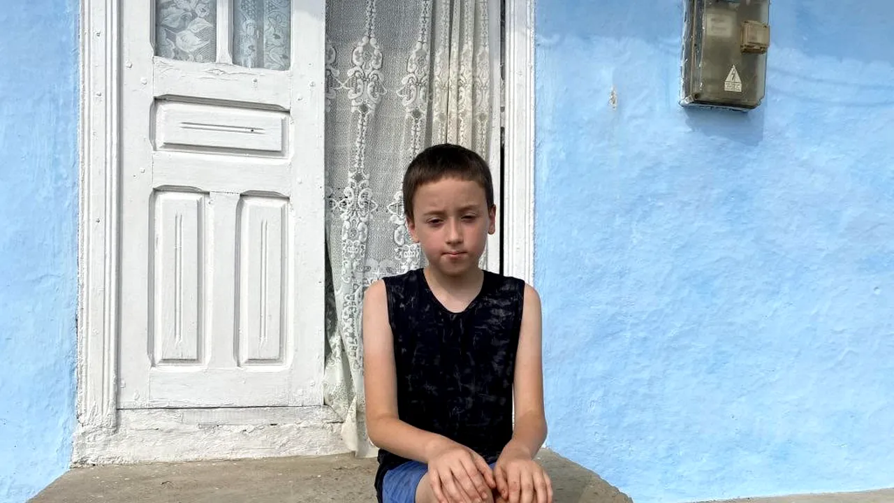 Povestea lui Cristian, băiatul de 9 ani care a învățat singur engleza și a ajuns un geniu în matematică