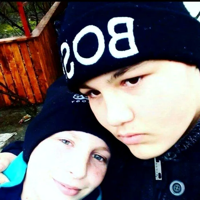 Doi din cei cinci băieți care au murit înecați în râul Siret (Sursa: Facebook Lămâița Buta)