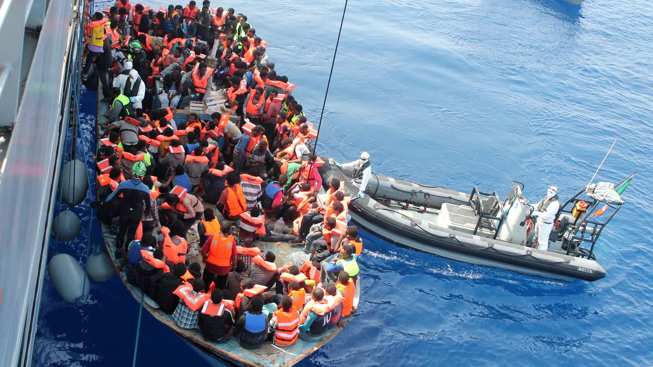 O nouă tragedie în Marea Mediterană: peste 40 de imigranți au murit sufocați în cala unei nave supraaglomerate, în largul Libiei