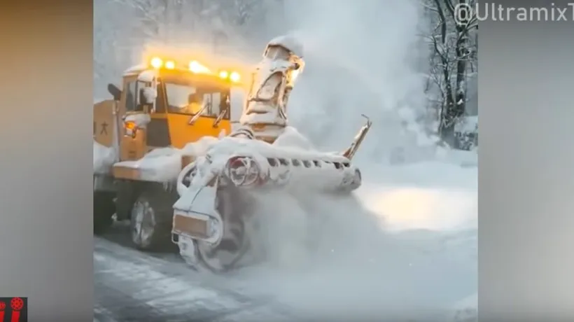 Blocați în „iadul alb”! Japonezii circulă prin adevărate labirinturi de zăpadă / Premierul a convocat ședință de urgență! (VIDEO)