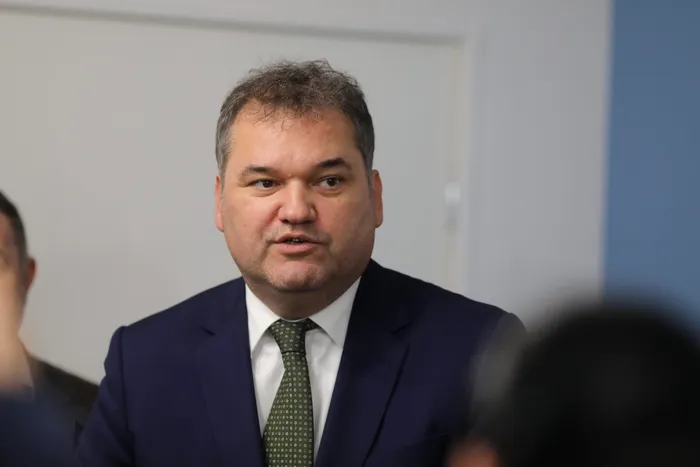 UDMR refuză să voteze moțiunea de cenzură PSD-AUR. Cseke Attila UDMR nu poate fi cu un Guvern care este susţinut instituţional de către AUR