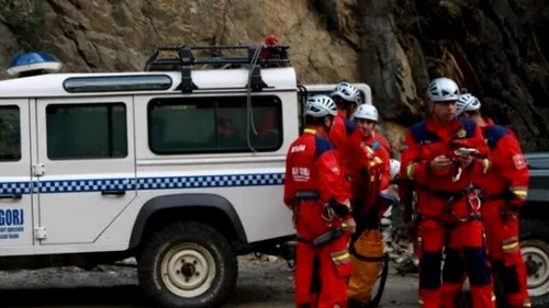 Un bărbat și o femeie însărcinată au căzut cu ATV-ul într-o râpă din Sinaia