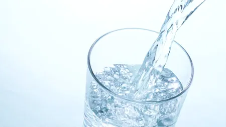 Aproape 500 de persoane se îmbolnăvesc în estul Chinei după ce au consumat apă contaminată