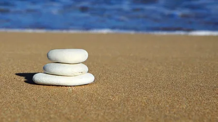 MANGALIA. Un bărbat și-a pierdut viața încercând să ajute un grup aflat la un pas de înec