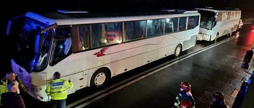 UPDATE | Două autocare cu elevi și profesori, implicate într-un accident pe DN1 în județul Sibiu. Reacția ministrului Educației, Ligia Deca