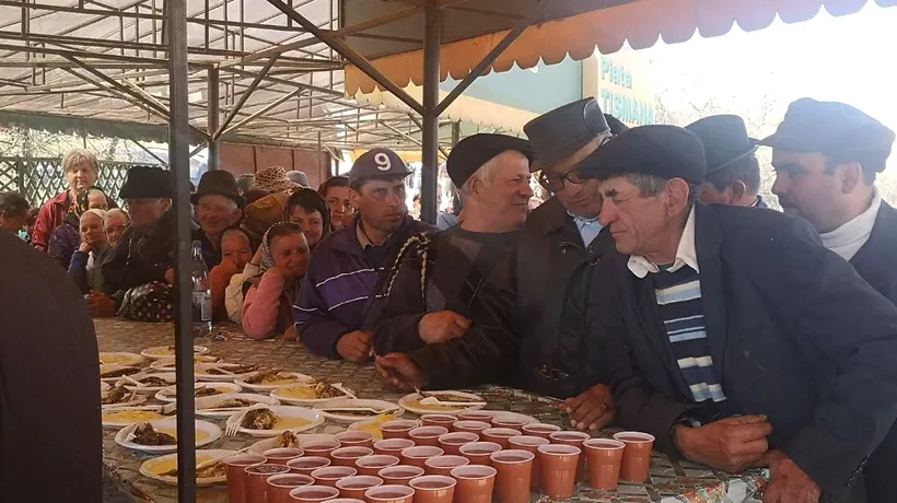 FOTO Situație de râsu''- plânsu'' la Tismana. Festivalul PĂSTRĂVULUI a fost sărbătorit cu... HERING cumpărat