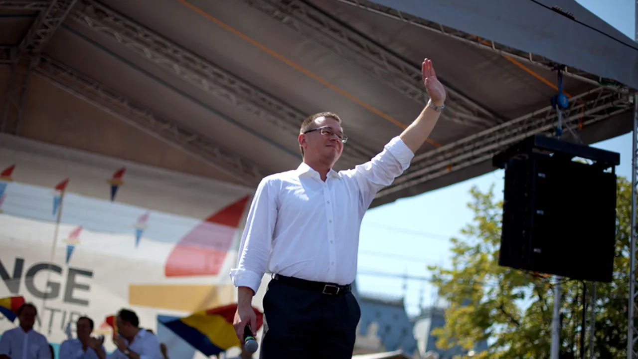 Ungureanu despre referendum: Mă gândesc ce trebuie făcut, mergem cetățenește la vot sau boicotăm?