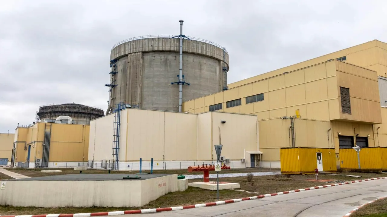 Nuclearelectrica negociază pentru 300 de tone de uraniu din Niger. Tranzacția ar valora 40 milioane de dolari. Miza: securitatea nucleară a țării