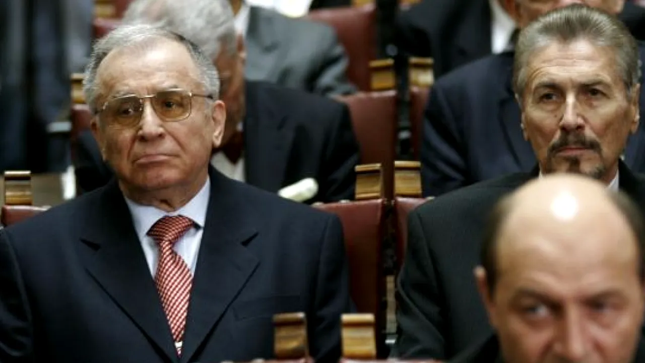 Iliescu și Băsescu, audiați în legătură cu existența închisorilor CIA în România