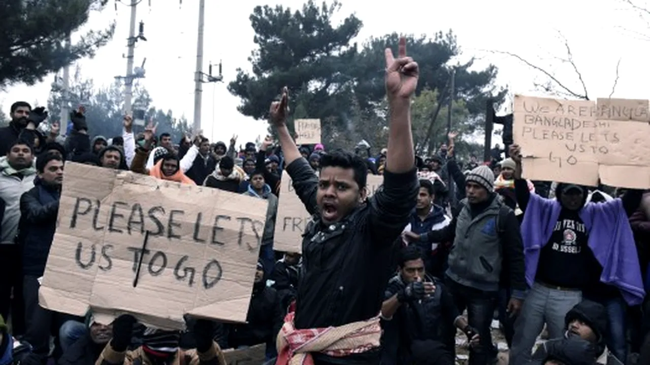 Proteste ale imigranților blocați la frontiera dintre Grecia și Macedonia: 