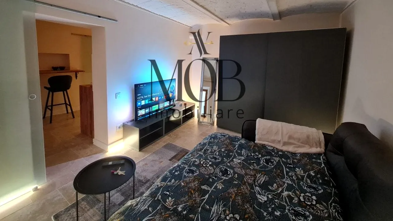 GARSONIERĂ în Cluj-Napoca, vândută la prețul unui apartament cu 3 camere din București!/„Chiar nu aveți psihologi acolo?”