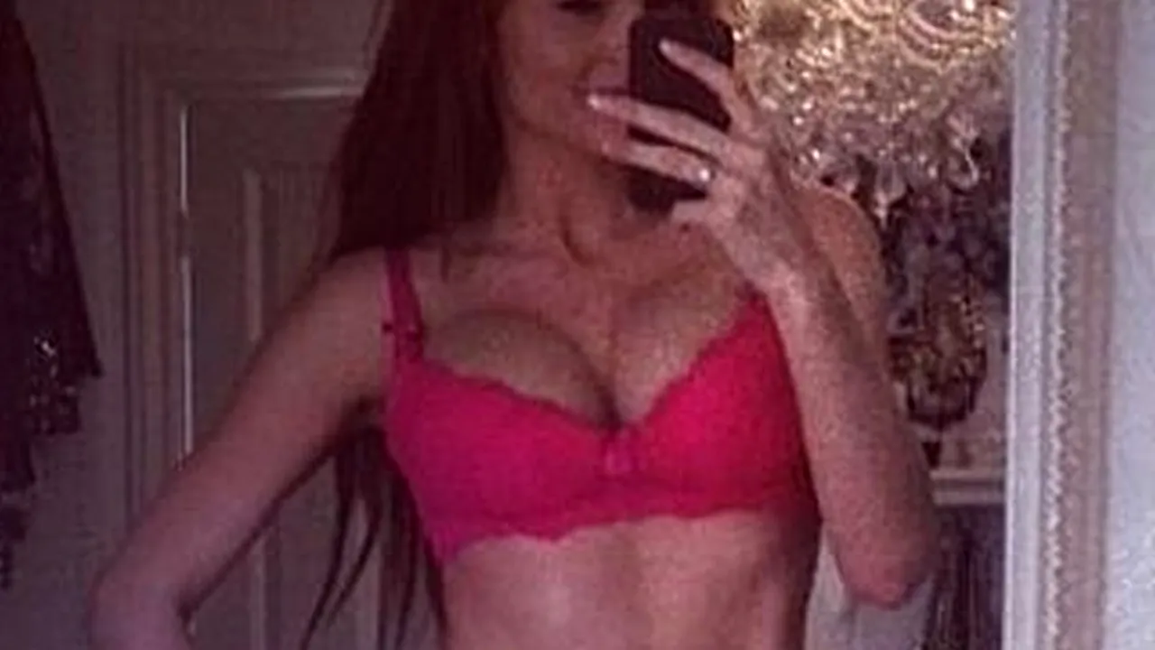 Imaginea care a stârnit controverse pe Internet. Așa arată o împătimită a fitnessului la câteva zile după ce a născut