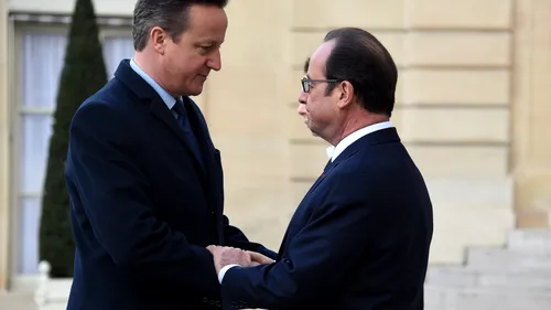 Francois Hollande și David Cameron s-au recules în fața Bataclan