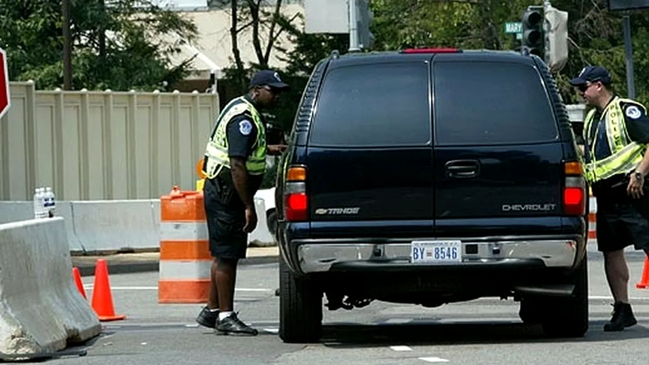 Adevărul despre una dintre cele mai întâlnite practici de pe șosele. Este sau nu legal?