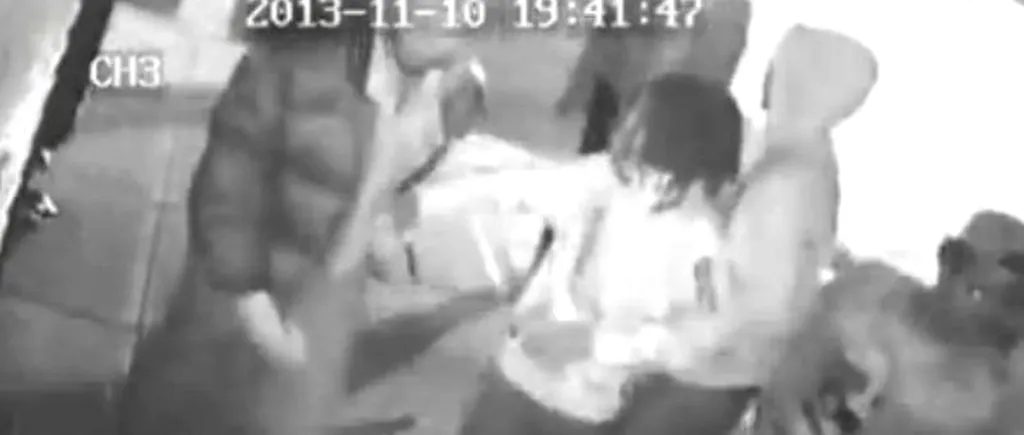 Poliția a deschis o anchetă după ce șase persoane sunt victime ale celui mai popular joc în rândul adolescenților americani. VIDEO