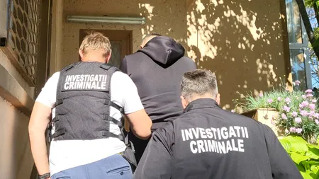 Interlopii care l-au înjunghiat pe manelistul Bogdan Mocanu au fost reținuți. Agresorii aveau acasă săbii, cuțite și macete