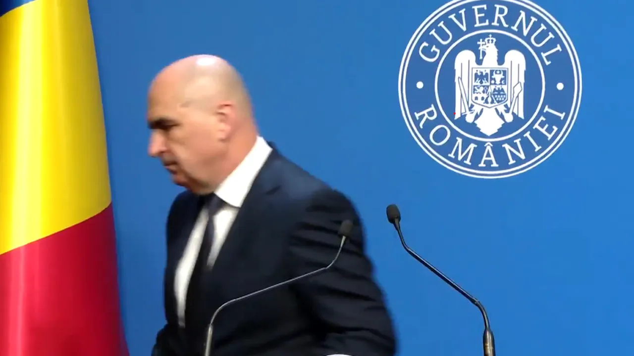 Ilie Bolojan a fugit de la conferința de presă a Guvernului, în timp ce reporterul îi adresa o întrebare. Concluzia premierului: „PSD este de vină pentru pierderea banilor din PNRR”