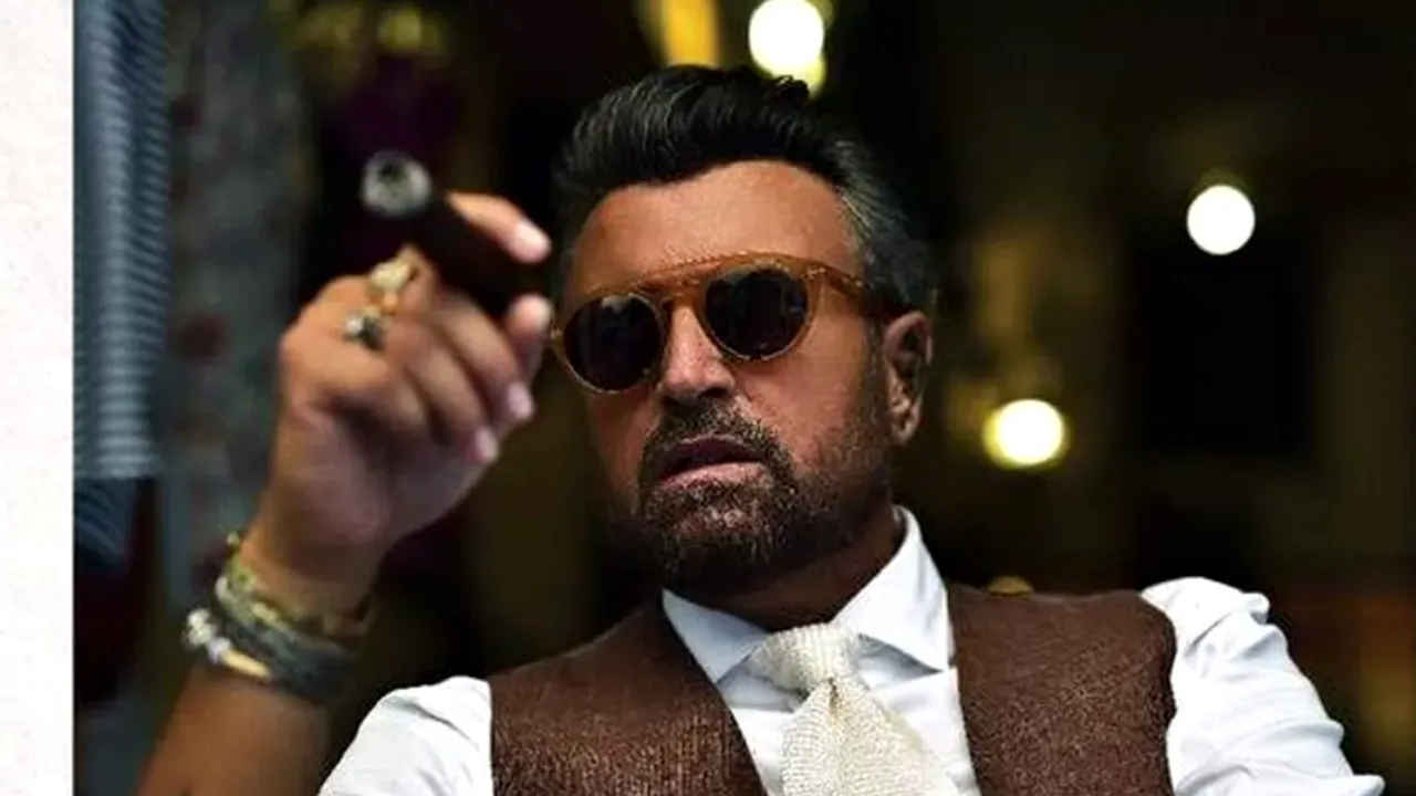 Poliția a descins la petrecerea organizată de ziua lui Cătălin Botezatu. S-au dat amenzi de peste 20.000 de lei