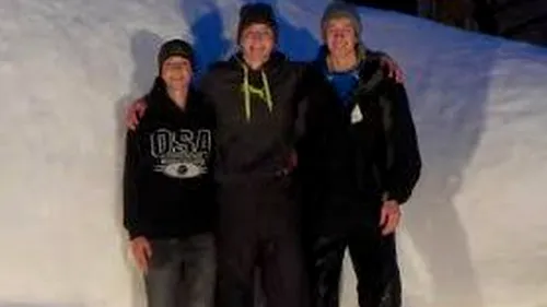 VIDEO: Ce au construit trei frați din zăpadă