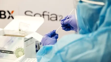 GCS: Au fost înregistrate peste 2.000 de cazuri noi de persoane infectate cu SARS – CoV – 2. București și alte patru județe se află în scenariul roșu