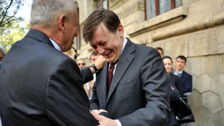 Antonescu despre o eventuală candidatură a lui Oprescu: Mă bucur, începusem să mă plictisesc singur 