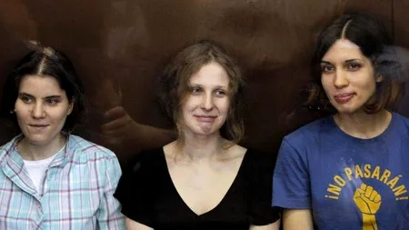 Una dintre membrele grupului rus Pussy Riot a fost eliberată