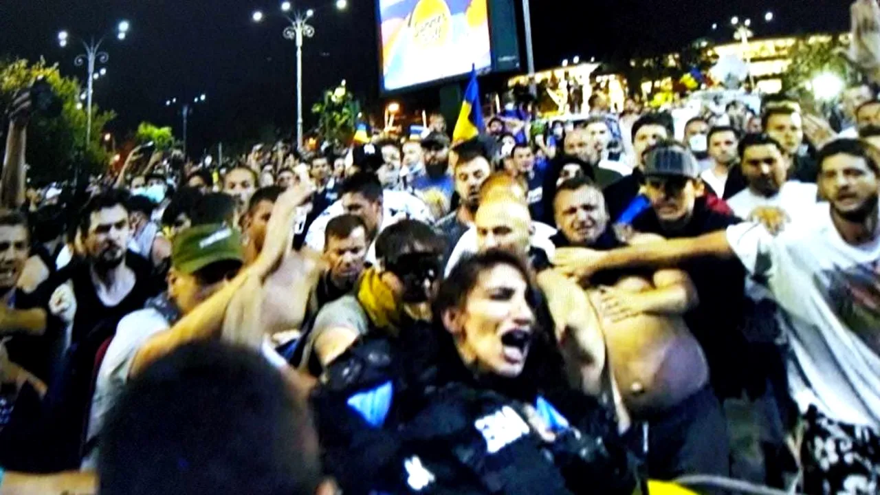 Doi dintre agresorii femeii jandarm de la protestul din 10 august 2018, condamnați la închisoare cu executare. Decizia este definitivă