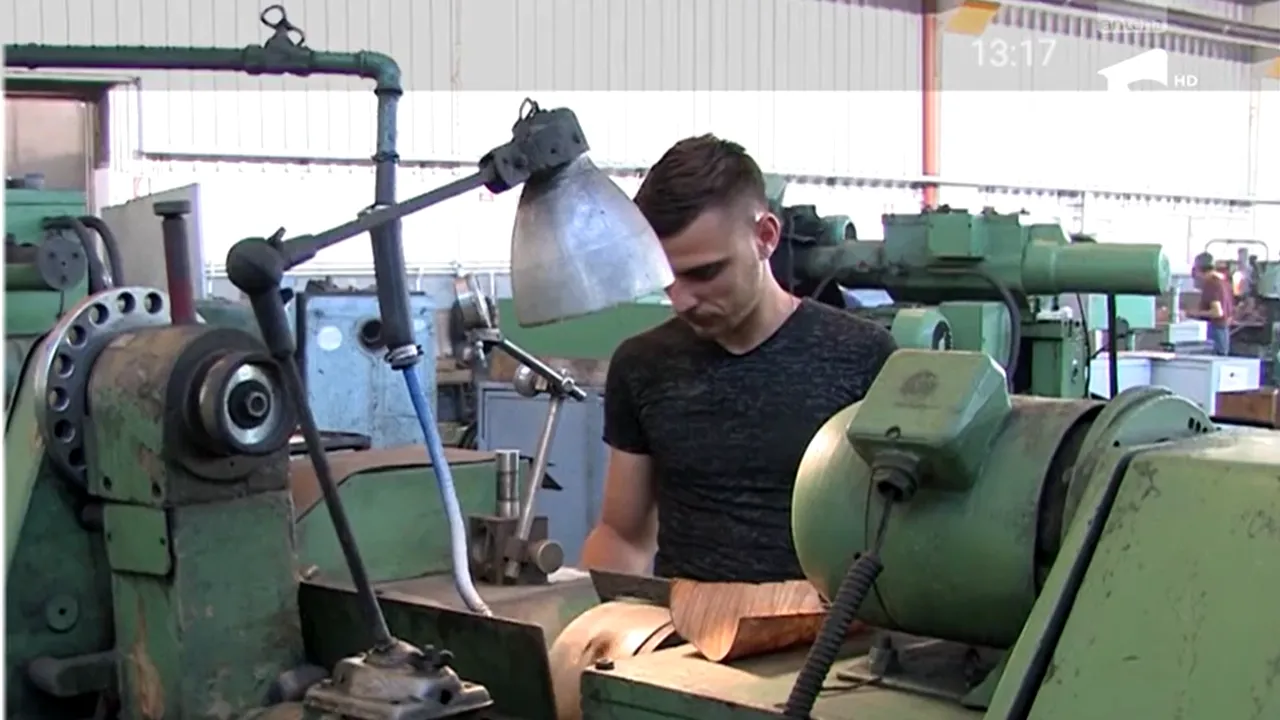 Industria care anunță concedieri masive înainte de Crăciun. Sute de români își vor pierde locurile de muncă