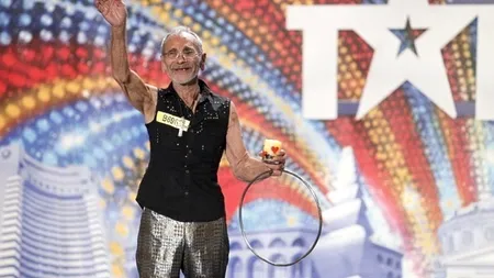 ROMÂNII AU TALENT. Florin Cârpaci, contorsionistul de 82 de ani căruia prezentatorii i-au spus că e 