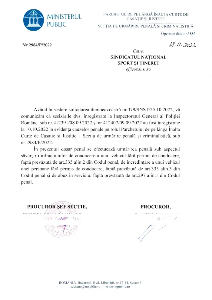 Dosar penal pentru ministrul Sportului. Ce a făcut Eduard Novak cu BMW-ul instituției pe care o conduce