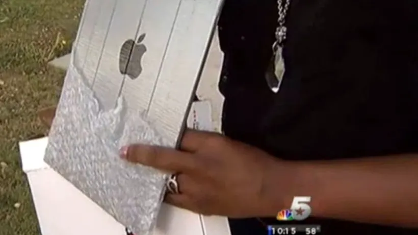 VIDEO. Ce a găsit o femeie în locul iPad-ului pe care îl cumpărase cu 200 de dolari