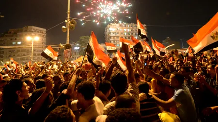 Un egiptean și-a ucis în bătaie soția însărcinată pentru că nu a votat cu Mohamed Morsi