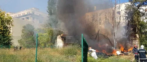 Incendiu izbucnit în centrul Capitalei, în spatele ANAF și Ministerului de Justiție