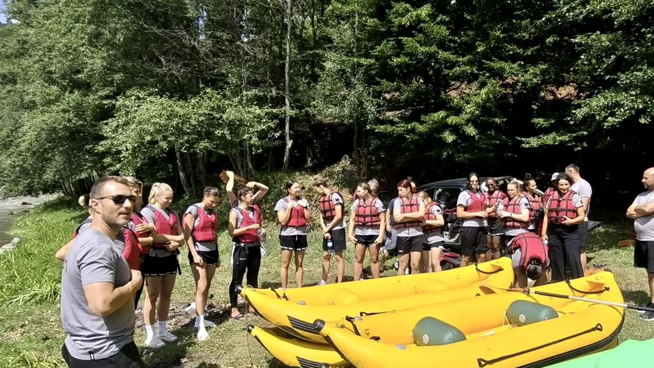 Handbalistele Rapidului s-au ANTRENAT ca trupele speciale