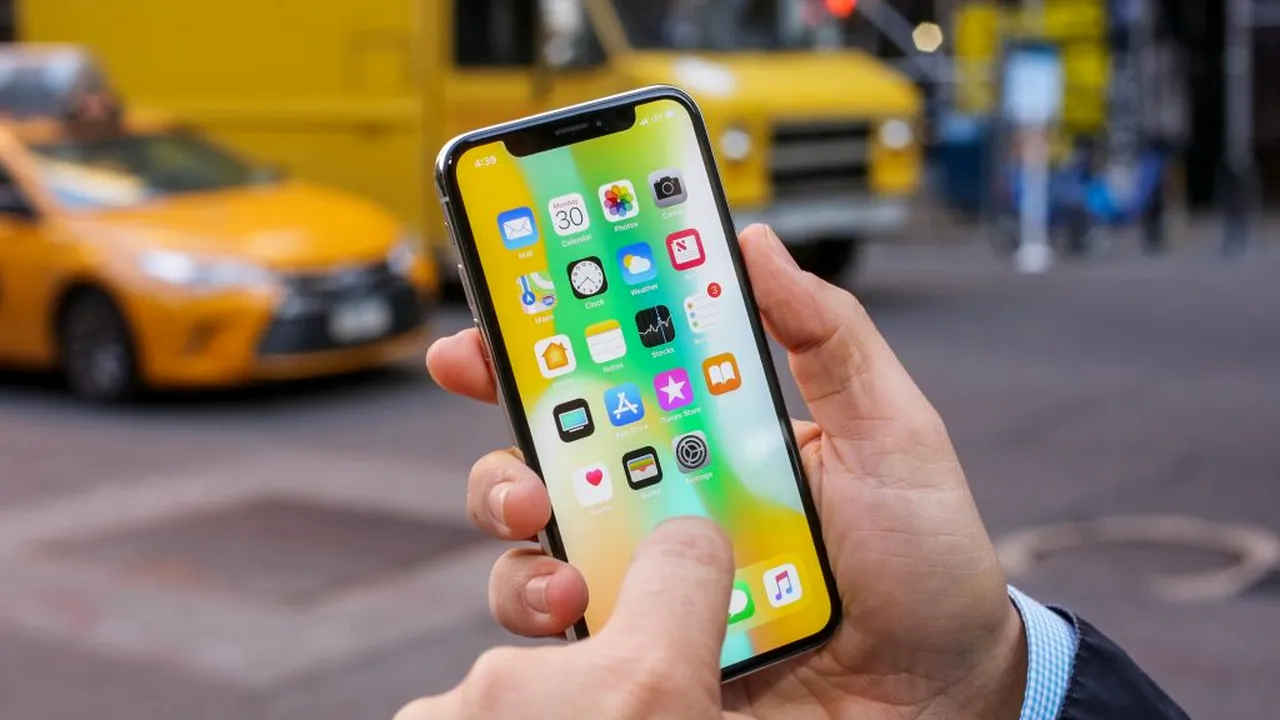 Producția și livările  smartphone-ului Apple suspendate din cauza coronavirusului. Apple se așteaptă deja la o scădere de 10% a livrărilor de iPhone