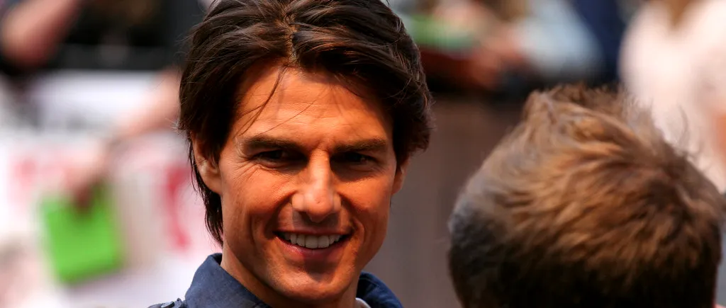 Tom Cruise a „parcat” elicopterul în grădina unei familii din Marea Britanii