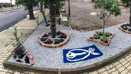 Șomer român, model de urmat în Sicilia, după ce a modernizat un parc / Autoritățile locale i-au făcut o surpriză uriașă: E unul de-al nostru. Un prieten.