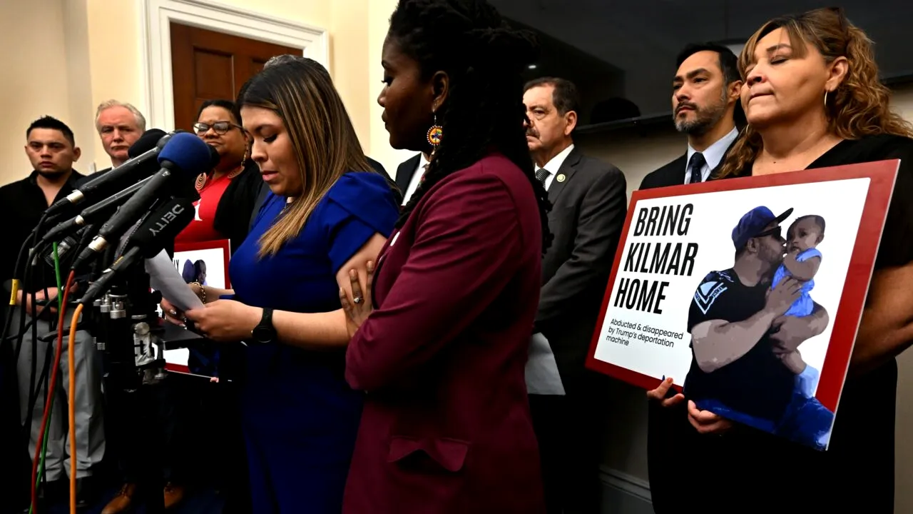 SUA: Curtea Supremă îi cere Administrației Trump să aducă înapoi în țară un imigrant din El Salvador deportat din greșeală