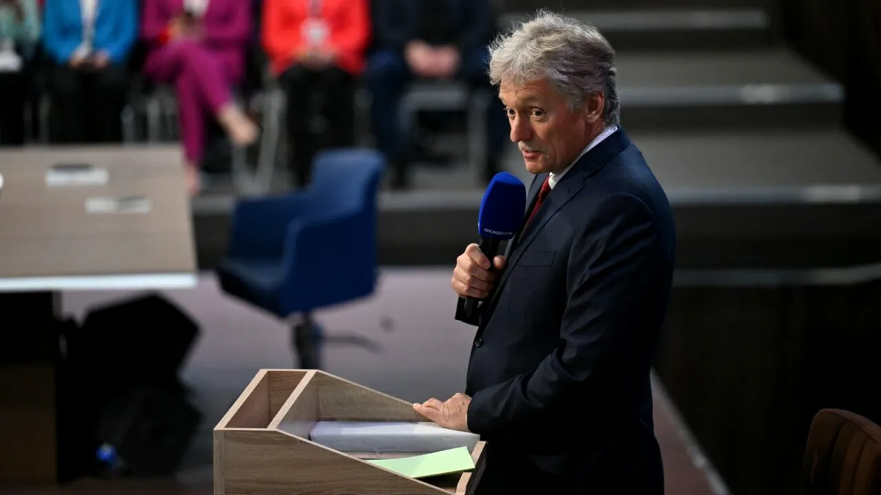 Kremlinul dorește să discute cu SUA pe tema armamentului NUCLEAR/ Dialogul ar urma să includă arsenalul european 