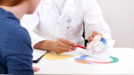 Un medic ginecolog a fost condamnat pentru lipsă de fermitate în refuzarea unei șpăgi: „Stai, măi, liniștită! Nu te condiționează nimeni”