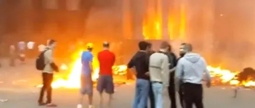 CRIZA DIN UCRAINA. Cel puțin 31 de morți într-un incendiu izbucnit după confruntările din orașul Odesa