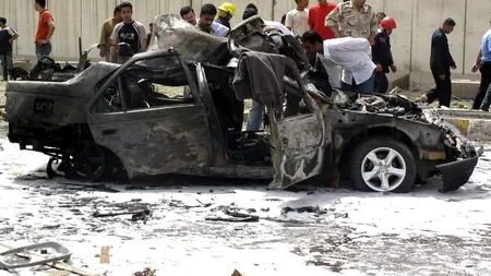 Cel puțin 25 de morți într-un dublu atentat sinucigaș, în fața unei biserici din Pakistan