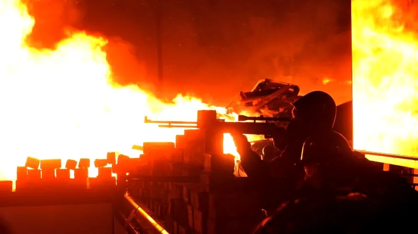Confruntări violente la Kiev. GALERIE FOTO