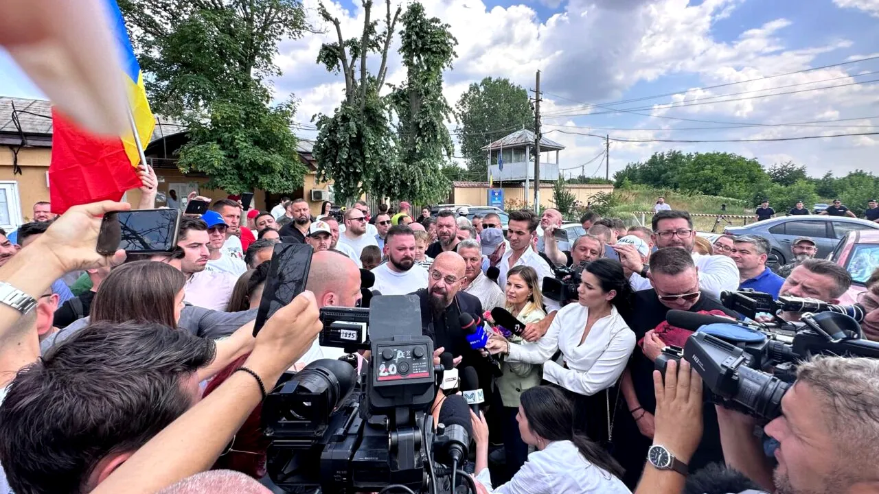 Cristian Popescu Piedone amenință: „Sectorul 5 nu mai este sat fără câini” / BĂTAIE ca-n filme în Piața Rahova