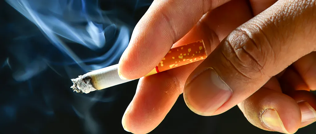 EXCLUSIV: Taxa pe fumat crește, iar de la 1 ianuarie și tutunul se scumpește. Cât va costa pachetul de țigarete?