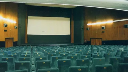 Cinematograful Scala se închide. Filmele, înlocuite cu slujbe religioase